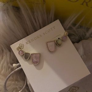 Kendra Scott Fannie pink abalone ear climbers